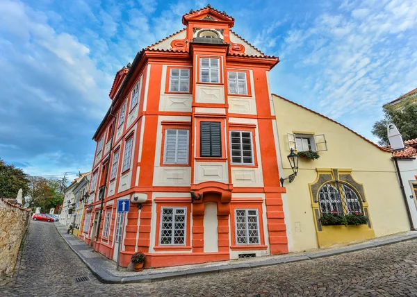 Praga República Checa Outubro 2017 Fachadas Brilhantes Edifícios Antigos Praga — Fotografia de Stock
