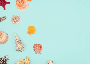 Deniz şablonu, üst manzara, düz yatış. Yaz konsepti.