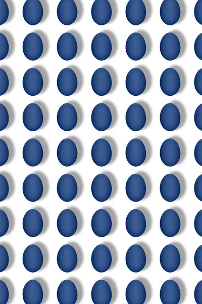 Візерунок з синіх яєць на білому тлі. Концепція мінімальної їжі . — стокове фото
