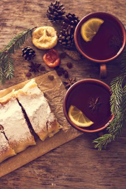 Strudel Kuruyemiş ile