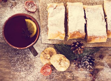 Strudel Kuruyemiş ile