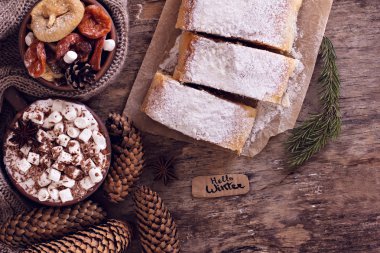 Strudel Kuruyemiş ile