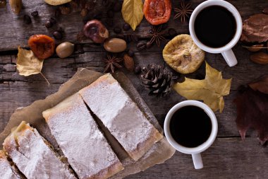 Strudel Kuruyemiş ile