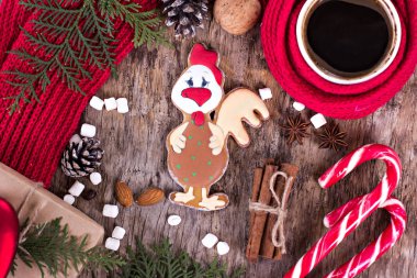 Gingerbread bir horoz şeklinde