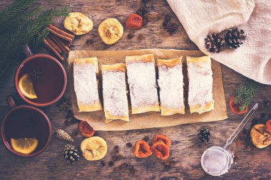 Strudel Kuruyemiş ile