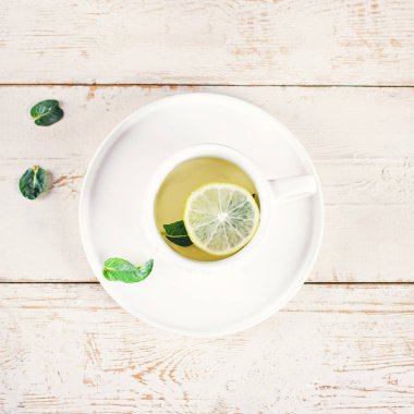 Nane ve limon çayı