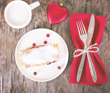 meyveli turta ve dekor ile duydum. 