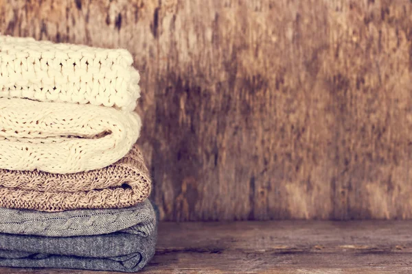 Yün kazak, ekose yığını