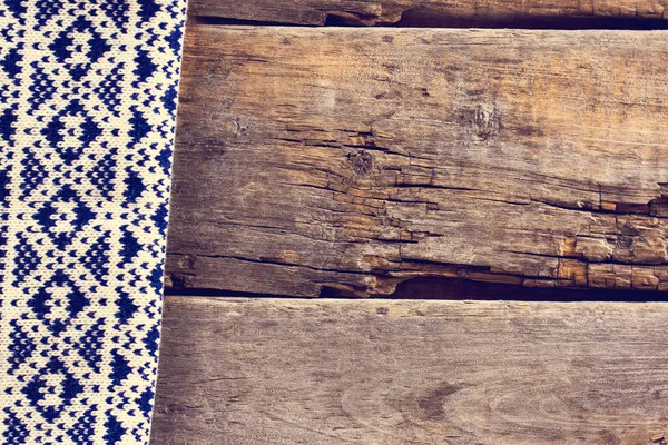 eski ahşap kurullarında örme ekose, kazak