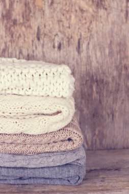 Yün kazak, ekose yığını