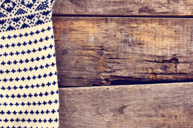 eski ahşap kurullarında örme ekose, kazak