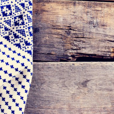 eski ahşap kurullarında örme ekose, kazak