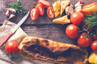 sebzeli meyveli turta