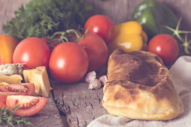 sebzeli meyveli turta