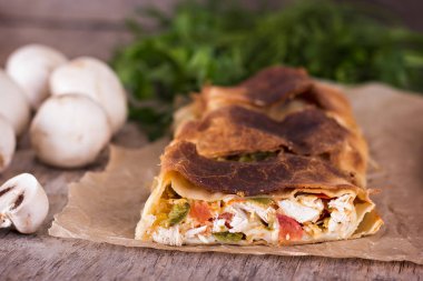 sebzeli meyveli turta