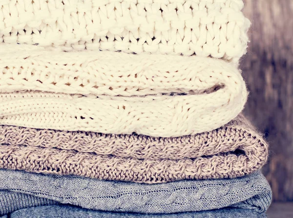 Yün kazak, ekose yığını