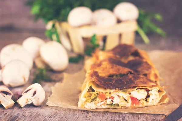 sebzeli meyveli turta