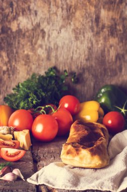 sebzeli meyveli turta