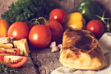 sebzeli meyveli turta