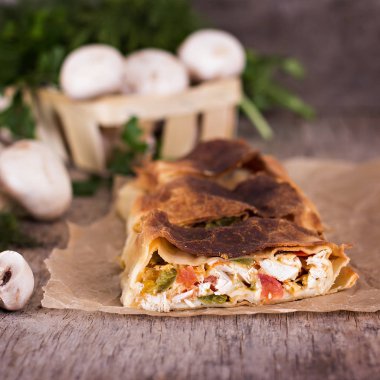 sebzeli meyveli turta