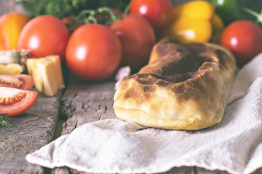 sebzeli meyveli turta