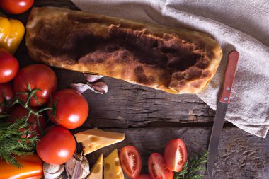 sebzeli meyveli turta