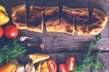 sebzeli meyveli turta