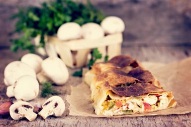 sebzeli meyveli turta