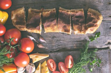 sebzeli meyveli turta