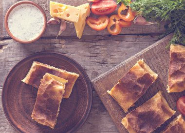 sebzeli meyveli turta