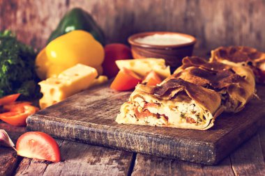 sebzeli meyveli turta