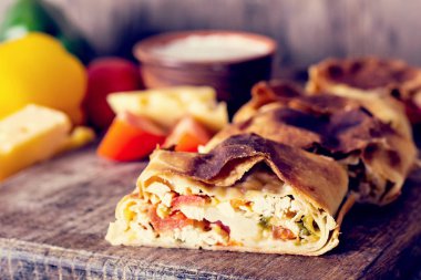 sebzeli meyveli turta