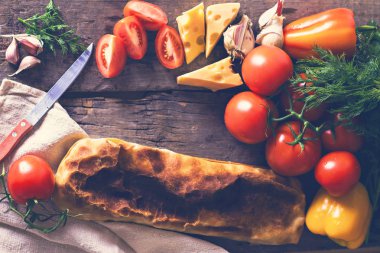 sebzeli meyveli turta