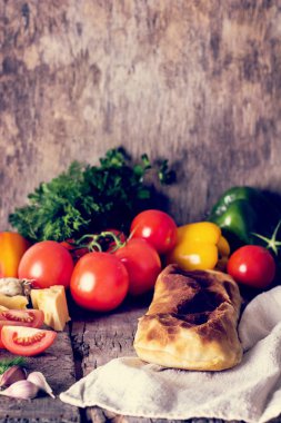 sebzeli meyveli turta