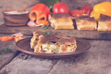 sebzeli meyveli turta