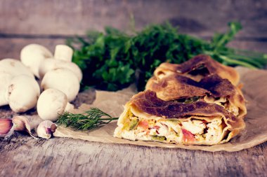 sebzeli meyveli turta