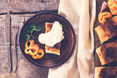 sebzeli meyveli turta