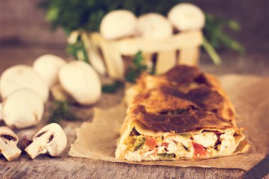 sebzeli meyveli turta