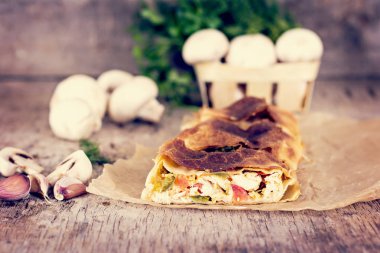 sebzeli meyveli turta