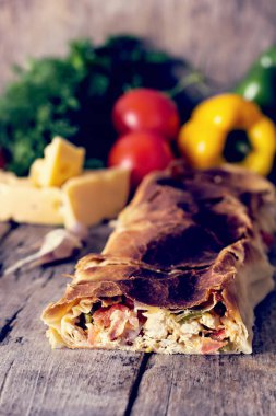 sebzeli meyveli turta