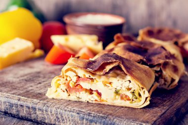 sebzeli meyveli turta