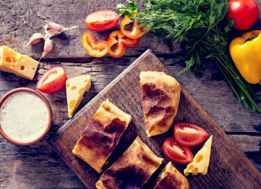 sebzeli meyveli turta