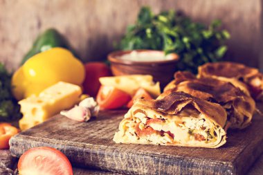 sebzeli meyveli turta