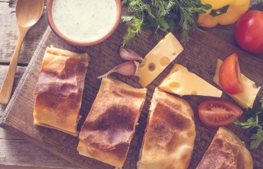 sebzeli meyveli turta