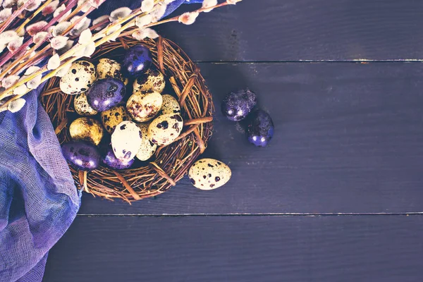 Naturaleza muerta de Pascua. Huevos de Pascua . — Foto de Stock