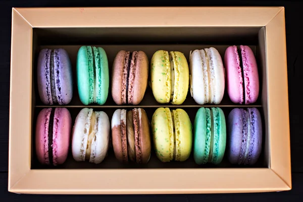 Multicolored traditional macaroons — Stock Photo, Image