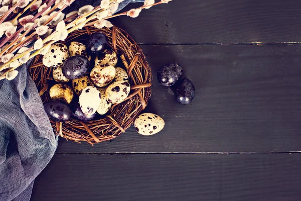 Naturaleza muerta de Pascua. Huevos de Pascua . — Foto de Stock