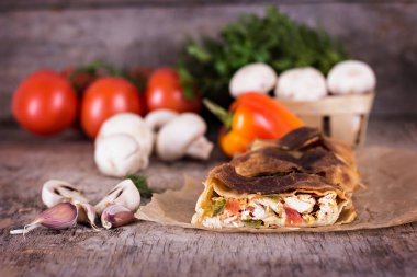 sebzeli meyveli turta