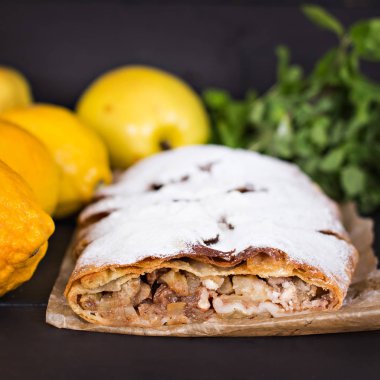 Meyveli turta, limonlu pasta 