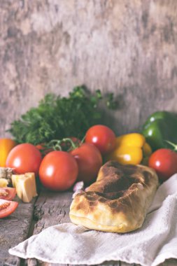 sebzeli meyveli turta